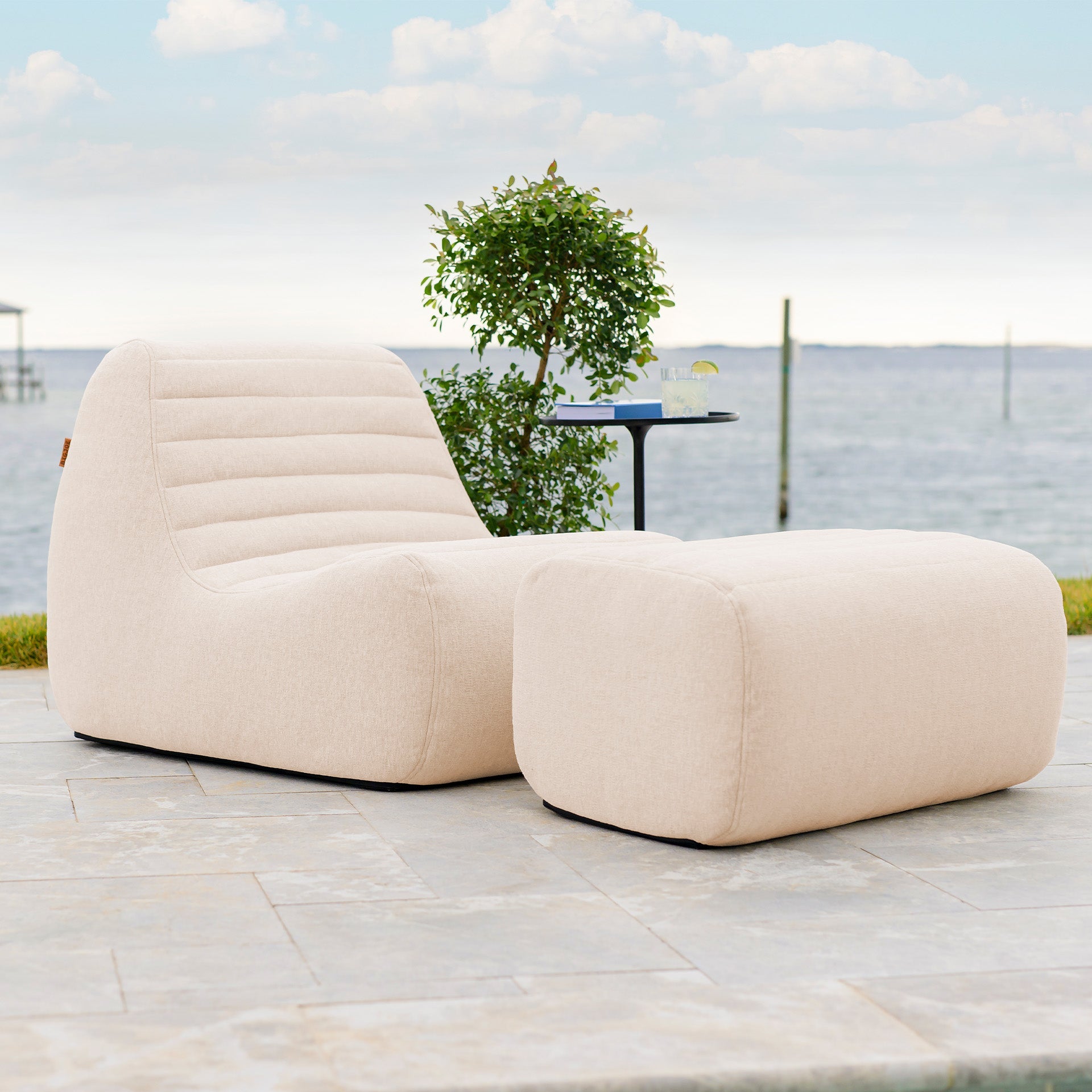 Solvana™ Primary Outdoor Chair