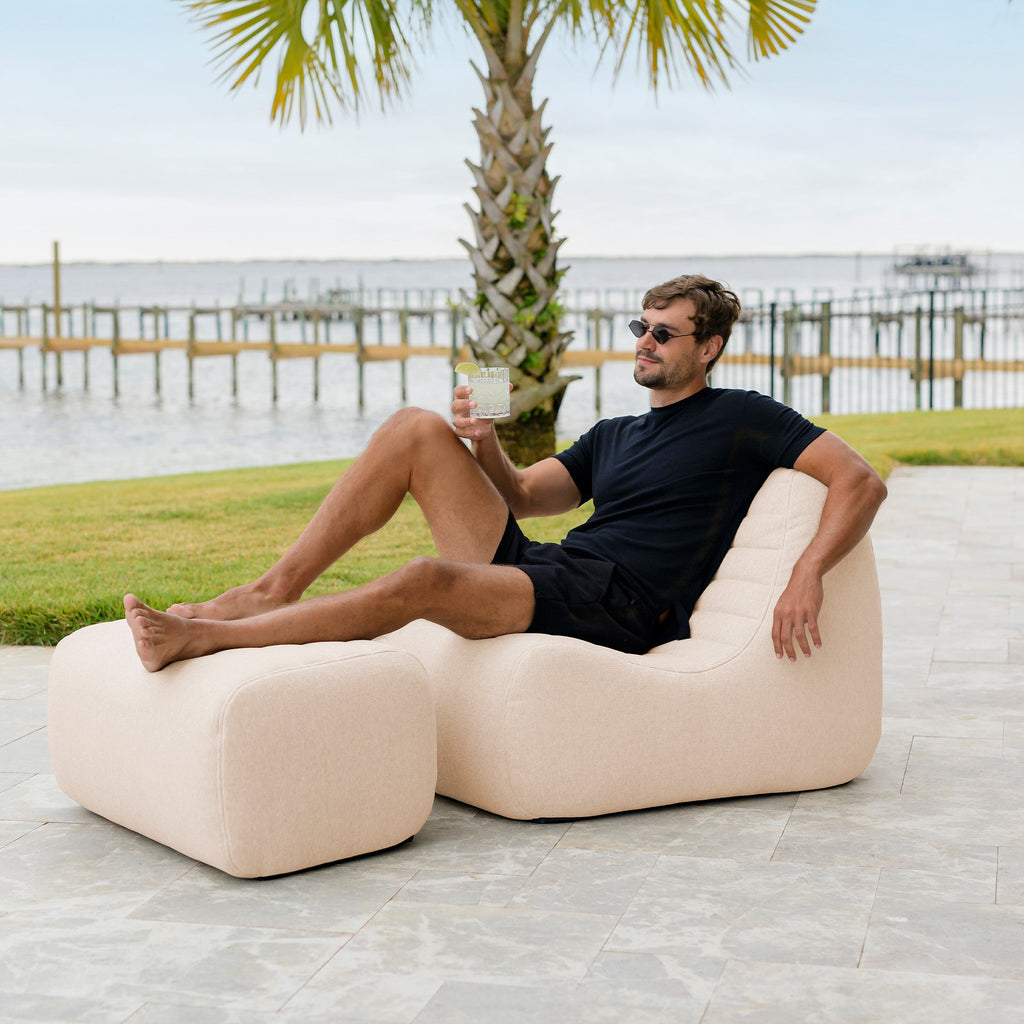 Solvana™ Outdoor Ottoman